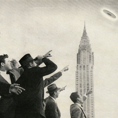 Book reviews, UFOs and my encounter