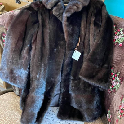 History and Furs in Fashion Alamogordo, New Mexico Roadrunner Emporium Upcycled Vintage Furs
