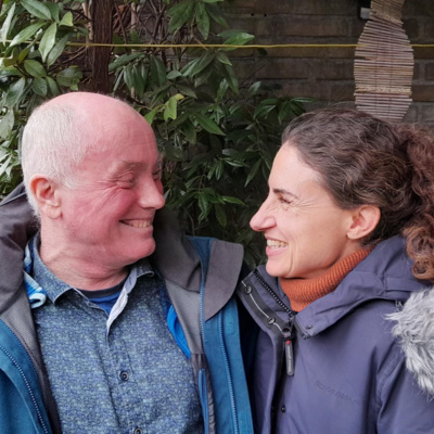 Hoe je meer echte verbinding kunt ervaren; met jezelf en met anderen Hoe je meer echte verbinding kunt ervaren; met jezelf en met anderen