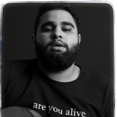 AY Podcast #1 - علي عرفة عن الاختلافات بين الغناء و الفن, و قصصه مع اغانيه