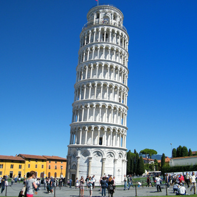 13. מגדל פיזה