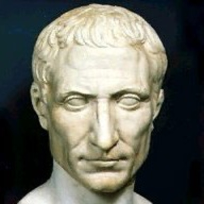 Le Dirette di Galatea, le irresistibili lezioni di storia della Professoressa Vaglio.