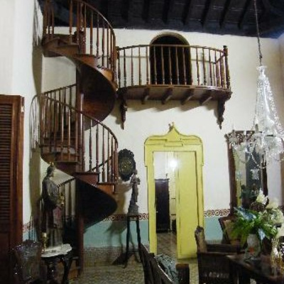 Los hostales de Remedios. Ofertas en días de parranda.