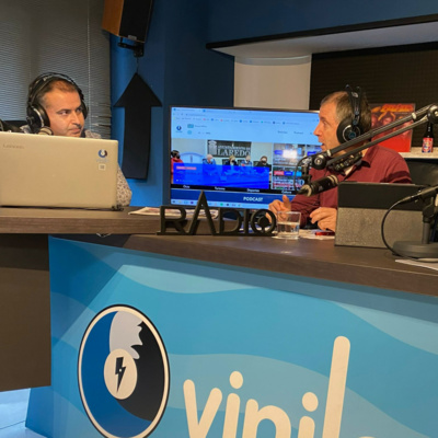 Portada de VINILO FM | CANTABRIA 98.9 FM