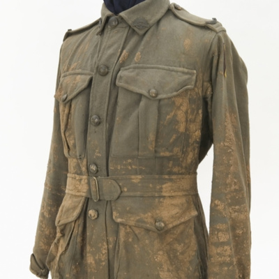The Man in the Mud-Stained uniform: Pte George Giles MM