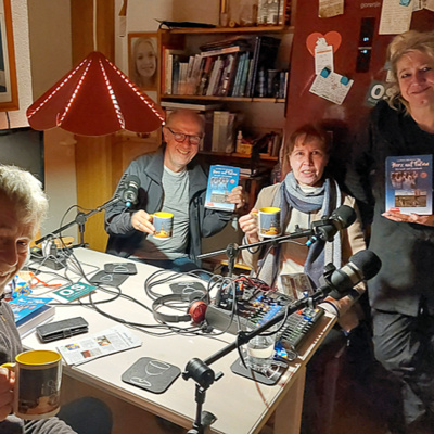 BUKK: Tina und Kerstin unterhalten sich mit Autoren der Anthologie "Herz auf Füßen". episode artwork