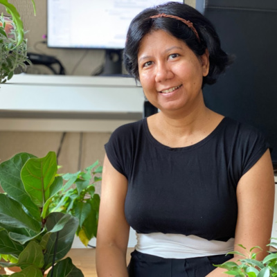 E24: Slow journalism, mental health, adoption and grief in The Good Story Project with Prerna Shah