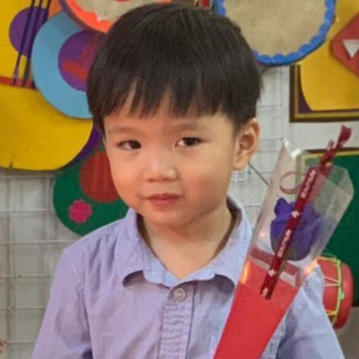 #8. Chàng Út đáng yêu ngọt ngào của mẹ