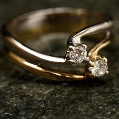 El anillo de diamantes