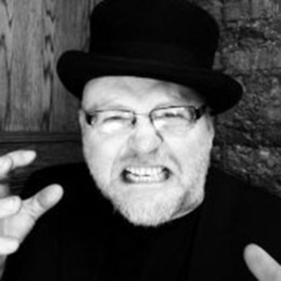 From the Pioneering Days of the Early Internet to the Current State of the Mobile Gaming Industry - The Man With The Hat, Oscar Clark [Unmuted Ep. 5]