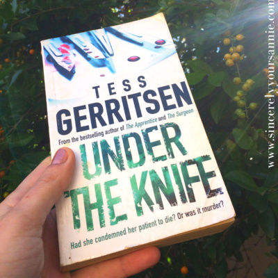 Under the Knife by Tess Gerritsen {Book Review}