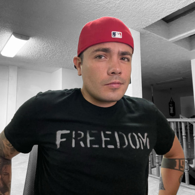 E1 Hablemos de vida plena primero, de negocios y tecnología después. #minimalismo #tech #ecommerce