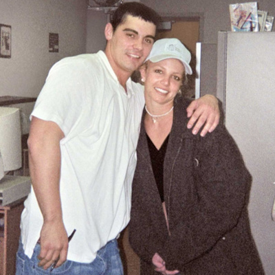 Chồng cũ Britney Spears nhất quyết không nhận tội phá hoại lễ cưới nữ ca sĩ episode artwork