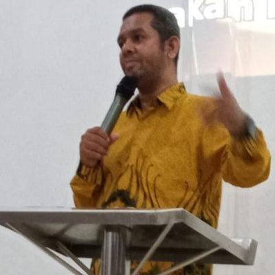 SETIAP ORANG MEMBUTUHKAN BANTUAN ORANG LAIN
