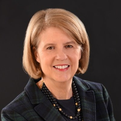 Making the Most of LinkedIn: A Conversation with Expert Sandra Long 