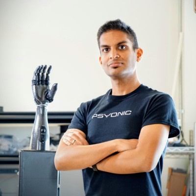 The World’s First Touch Sensing Bionic Hand (and what this means for humanity) The World’s First Touch Sensing Bionic Hand (and what this means for humanity)