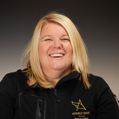 118: Karen Somerville, MD of Angels' Share Glass, Growing From an Ironing Board Desk to Exporting to Asia