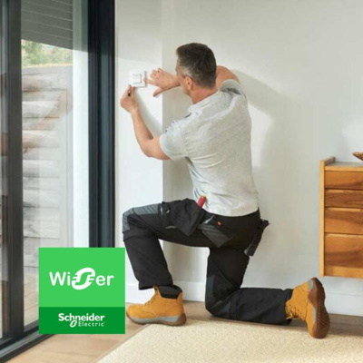 Life Is On - Digital Sales H&D - Schneider Electric España