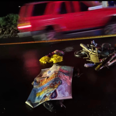 Motorista fallece al chocar con tráiler.  episode artwork