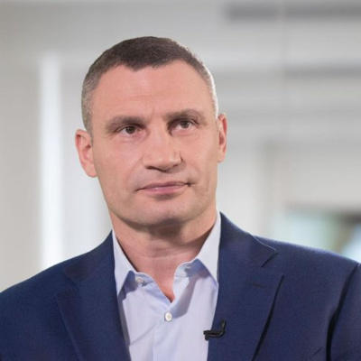 Віталій Кличко про те, чи піде в президенти України та що чекає на столицю в 2022 році ("Я не можу не спитати")