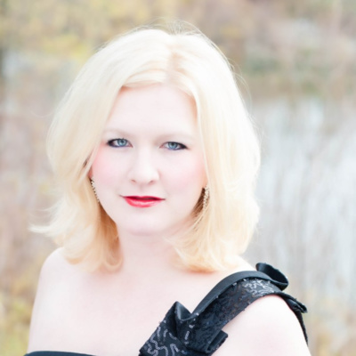Episode 4 - Soprano Beth Hörst (she/her)