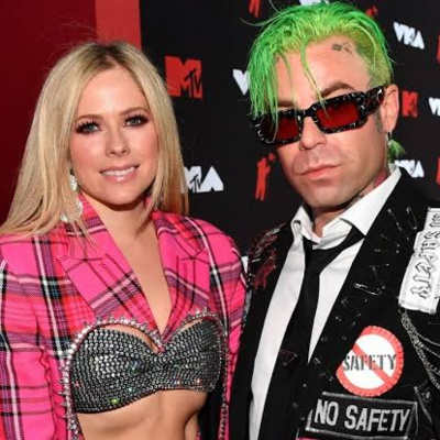 Avril Lavigne is set to marry boyfriend Mod Sun one year after their romance began. episode artwork