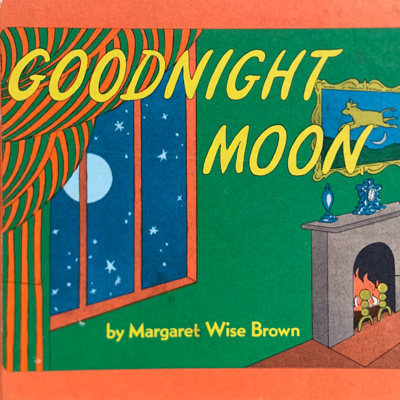 Goodnight Moon by Margaret Wise Brown | Bedtime Stories for Kids Read Aloud [READ ALONG VIDEO ON SPOTIFY ]