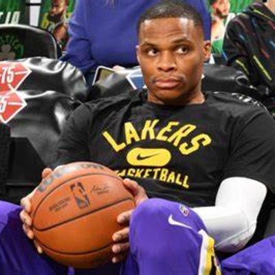 Lakers Fast Break- Will A Russ Trade Happen Before Training Camp? Group Chat!