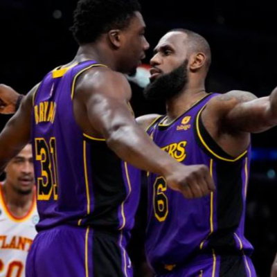 Lakers-Hawks Post-Game! Lebron's Return Leads To Another Victory! Group Chat!