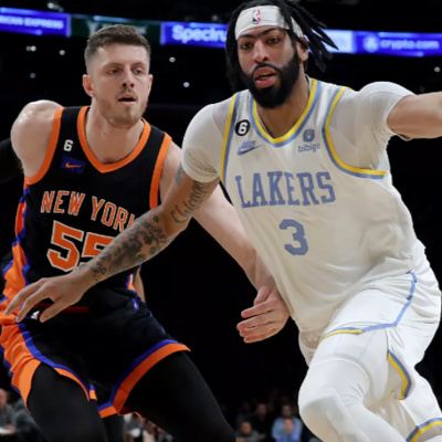 Lakers-Knicks Recap! The Lakers Get Knicked Up In A Loss! Group Chat! (Live Stream Feed!)