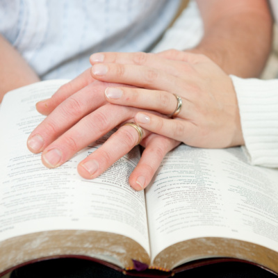 QUEM É DEUS - Episódio 110 - O que Deus demanda em uma aliança?