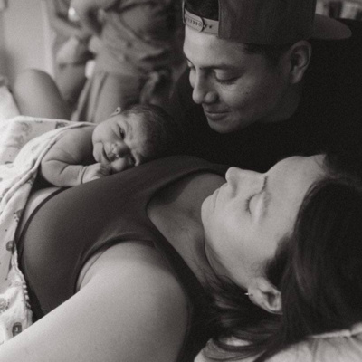 Ep: 50 First time parents Alexa and Manny's unmedicated hospital birth story!