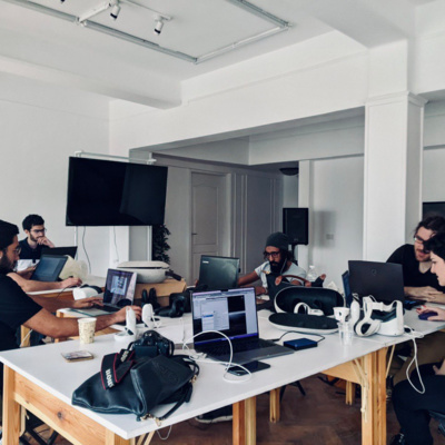 Episode 4: VR in Cairo: Who makes what and why?الحلقة الرابعة: الواقع الافتراضي في القاهرة: من يستخدم هذا الوسيط ولماذا؟