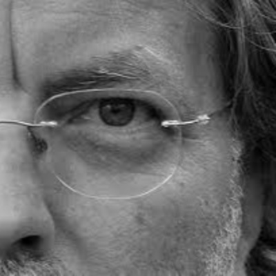 Terra Sonâmbula - Mia Couto - por Mario Afonso Pontieri e Fabrício Oliveira - Livros Obrigatórios