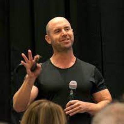 Todd Kashdan Ph.D., Author, Professor of Psychology and Founder of the Well-Being Lab at George Mason University: Leveraging curiosity to supercharge your career