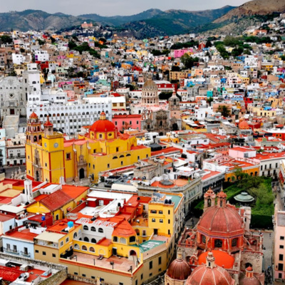 E4 The unique city of Guanajuato, sharing a multicultural house, making panditas, and human connection