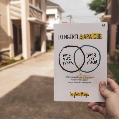 Gagal Menjadi Manusia Osamu Dazai Novel Klasik Jepang Kelam Yang Wajib Dibaca By Podcast Teman Buku A Podcast On Anchor