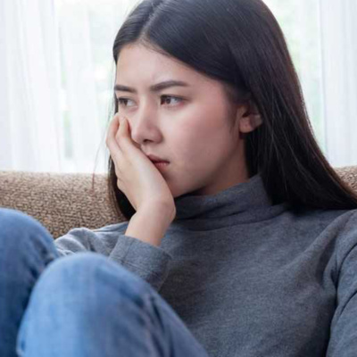 25才女性 "また恋愛したい/でも傷つきたくない/裏切られたくない" 25才女性 "また恋愛したい/でも傷つきたくない/裏切られたくない"