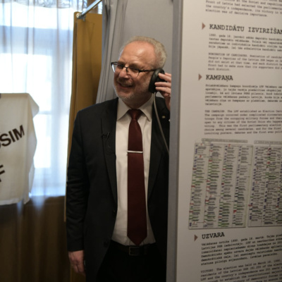 Atpakaļmetiens atmodā