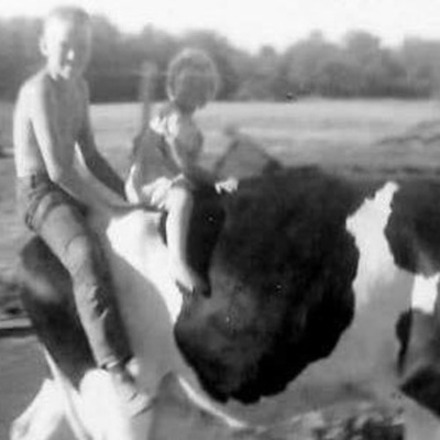E1 Growing Up 1930s episode artwork