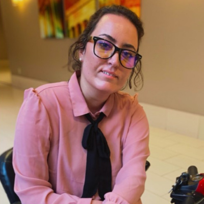 Kristin Duquette '13 Kristin Duquette '13