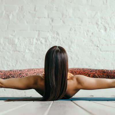 5 Reasons Why You Should Incorporate Stretching and Foam Rolling into Your Hybrid Training