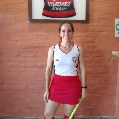 Estelita y el desafío de llegar a Inglaterra para jugar el Mundial de Hockey