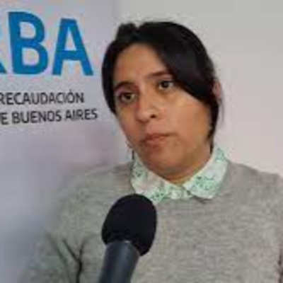 Sofía Carrión Luna: "Queremos simplificar los tramites del pequeño contribuyente" episode artwork