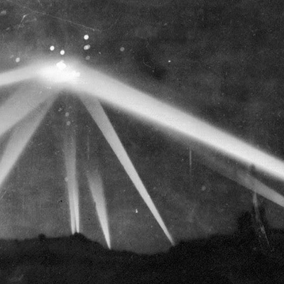 S. 1, Ep. 19: UFOs and the Military, Truth vs. Conspiracy