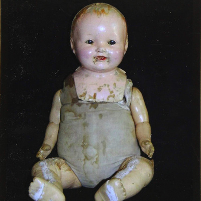 S. 01, Ep. 40: Haunted Dolls
