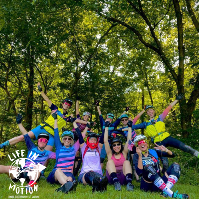 Fist Bumps, High Fives And Hugs - Getting women excited for mountain biking with Elizabeth Daughrity of Women of Oz episode artwork