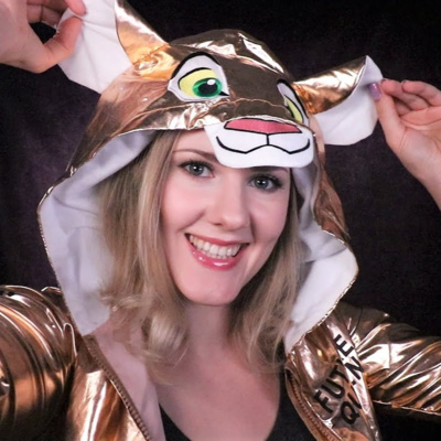 Crinkle crinkle Lil Shirt 3 💤 Wearable Sounds 🧥 Hand Movements 👋 Soft Spoken 😴