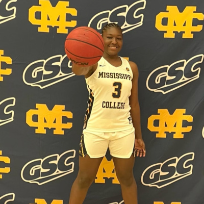 Nia Coleman | Staying Poised