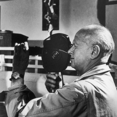 Biografía de Henri Cartier-Bresson El padre del Fotoreportaje (momento decisivo) episode artwork